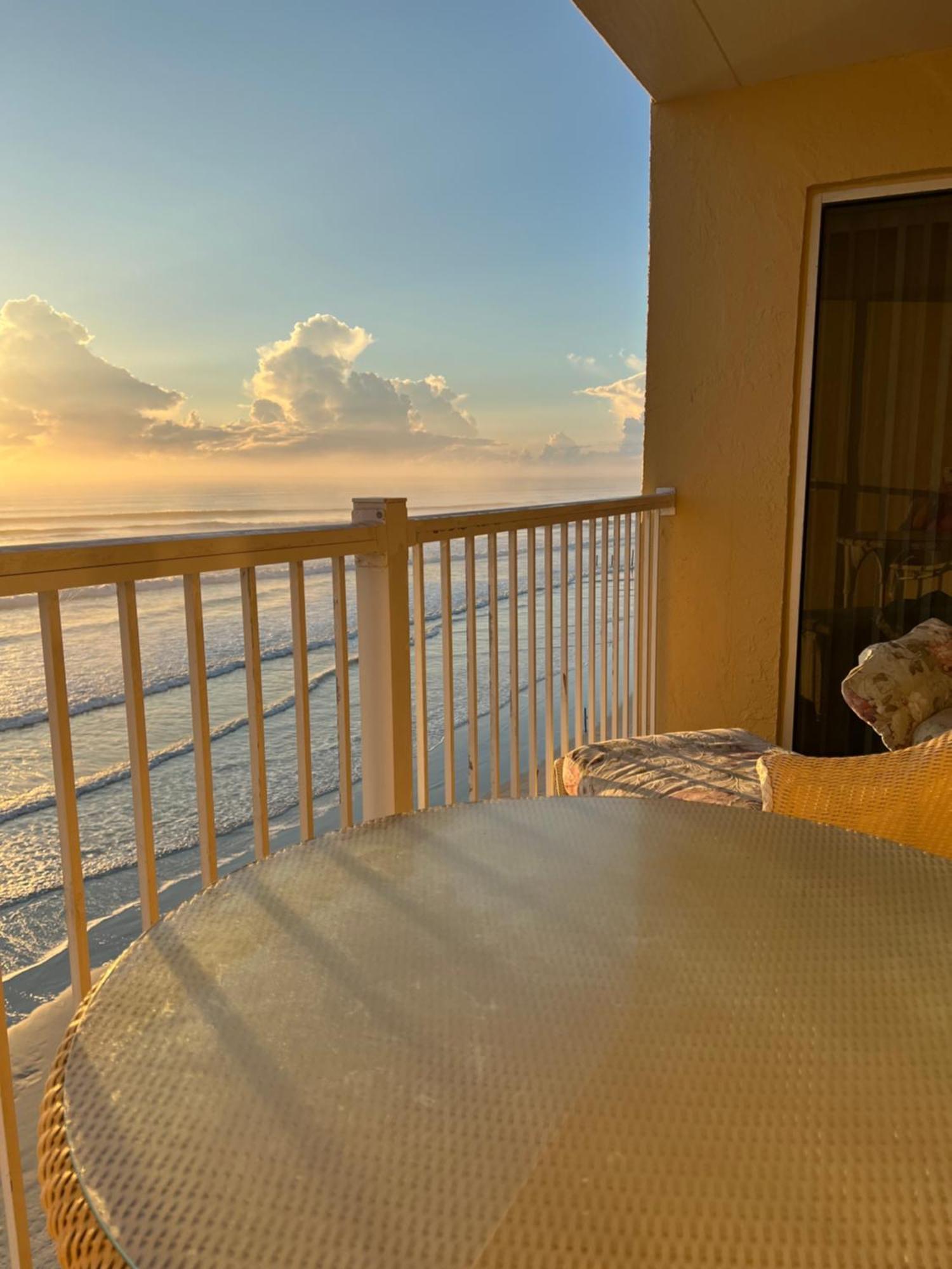 Ponce De Leon Towers Apartment New Smyrna Beach Bagian luar foto