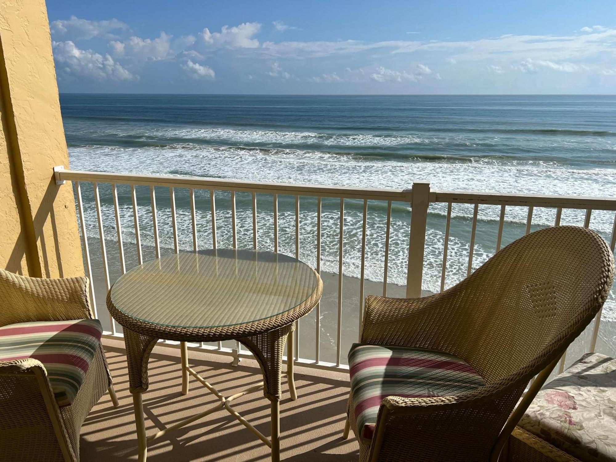 Ponce De Leon Towers Apartment New Smyrna Beach Bagian luar foto